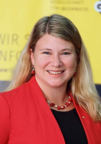 Carti Judith Michael